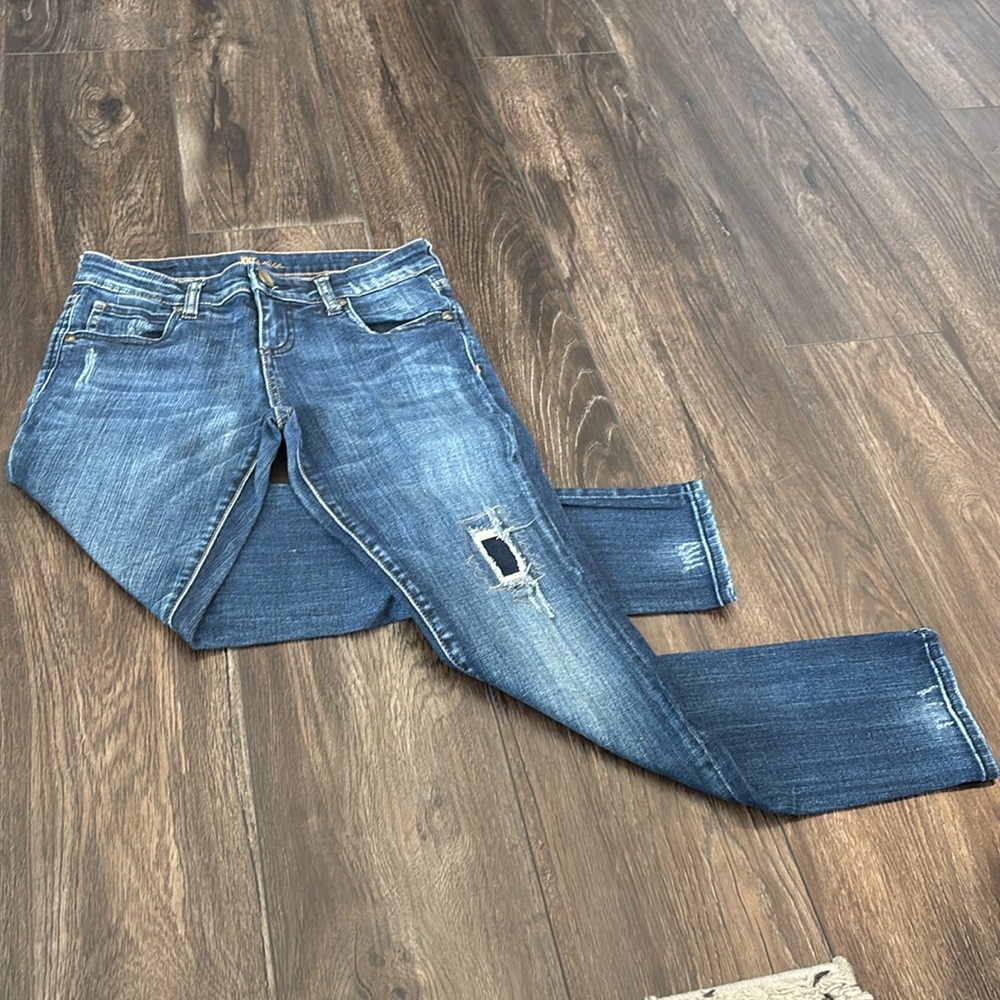 Kut from the Kloth Distressed Low Rise Skinny Jean